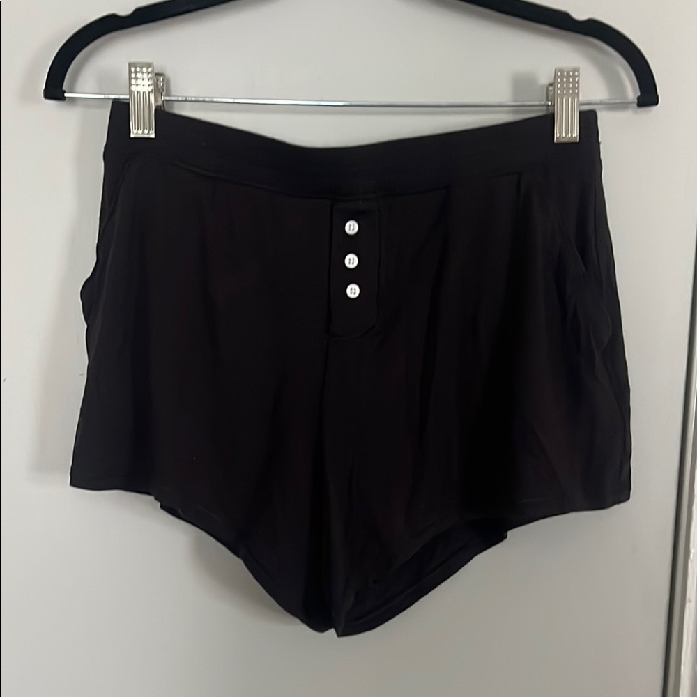 Think Menstrual Sleeping Shorts
Size lSmall